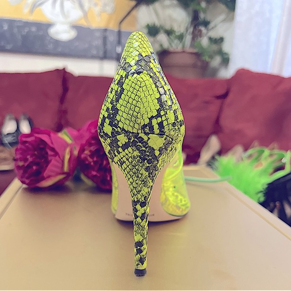 Jessica Simpson Neon Green Python Pixera Pumps - Picture 9 of 16